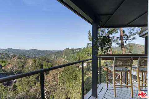 $1,595,000 | 19901 Grand View Drive, Topanga, CA 90290