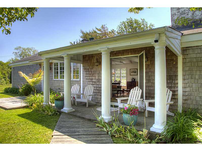 592 Tuckerman Avenue Middletown, RI 02842 - Photo 6 of 25 Patio/Deck.