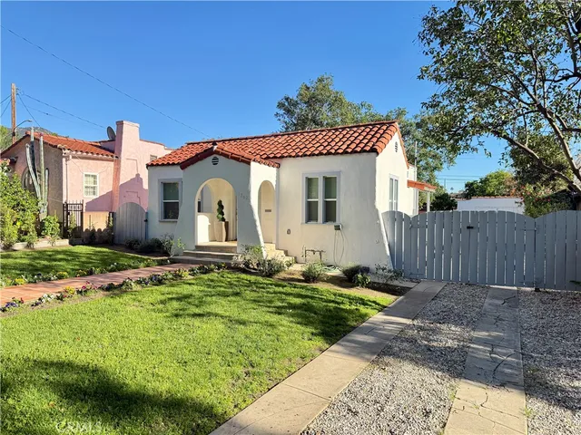 $1,015,000 | 1262 Allen Avenue, Glendale, CA 91201