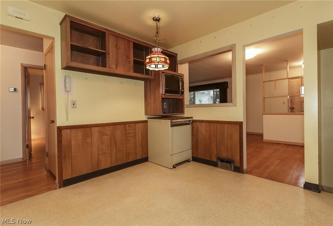 735 Edgewood Road Cleveland, OH 44143 - Photo 15 of 33 Gallery Image 15