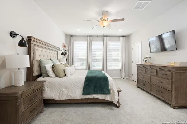 $1,950 | 1020 Vista View Drive, Unit 2301, Georgetown, TX 78626
