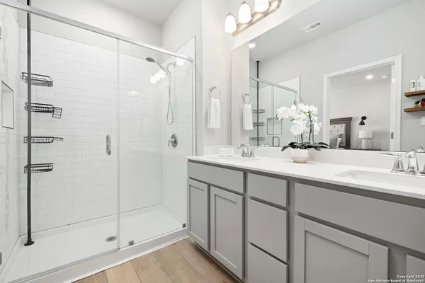 $1,950 | 1020 Vista View Drive, Unit 2301, Georgetown, TX 78626