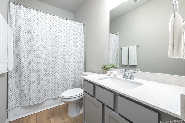 $1,950 | 1020 Vista View Drive, Unit 2301, Georgetown, TX 78626