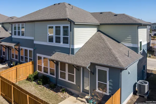 $1,950 | 1020 Vista View Drive, Unit 2301, Georgetown, TX 78626