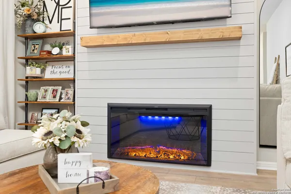 $1,950 | 1020 Vista View Drive, Unit 2301, Georgetown, TX 78626