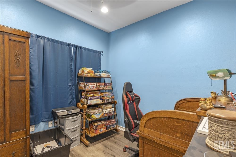 Undisclosed Address Tehachapi, CA 93561 - Photo 16 of 29 a living room with furniture