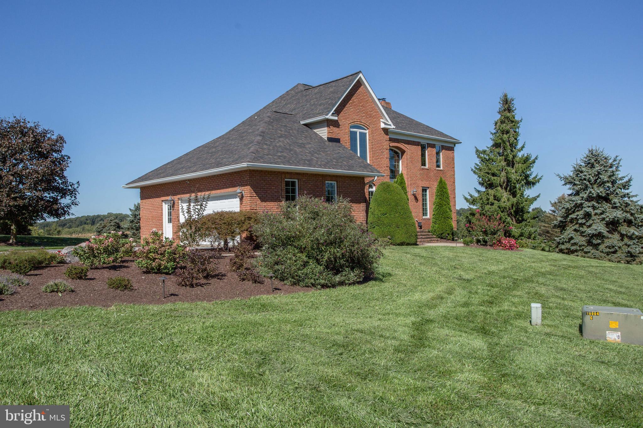 840 Arnold Road Westminster, MD 21157 - Photo 3 of 97 Gallery Image 3