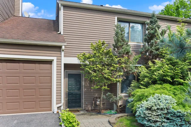 $3,300 | 56 Arthur Court | Port Chester