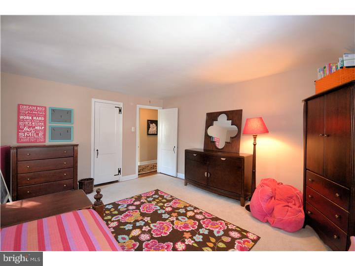 1302 Church Road Oreland, PA 19075 - Photo 17 of 25 Bedroom 3