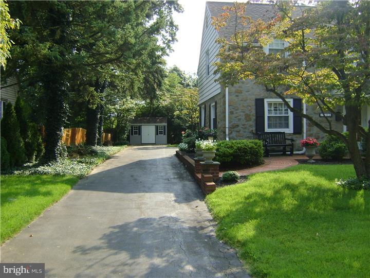 1302 Church Road Oreland, PA 19075 - Photo 24 of 25 Driveway