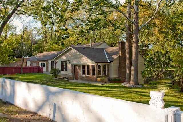 4909 Hursh Road Fort Wayne, IN 46845 - Photo 1 of 30