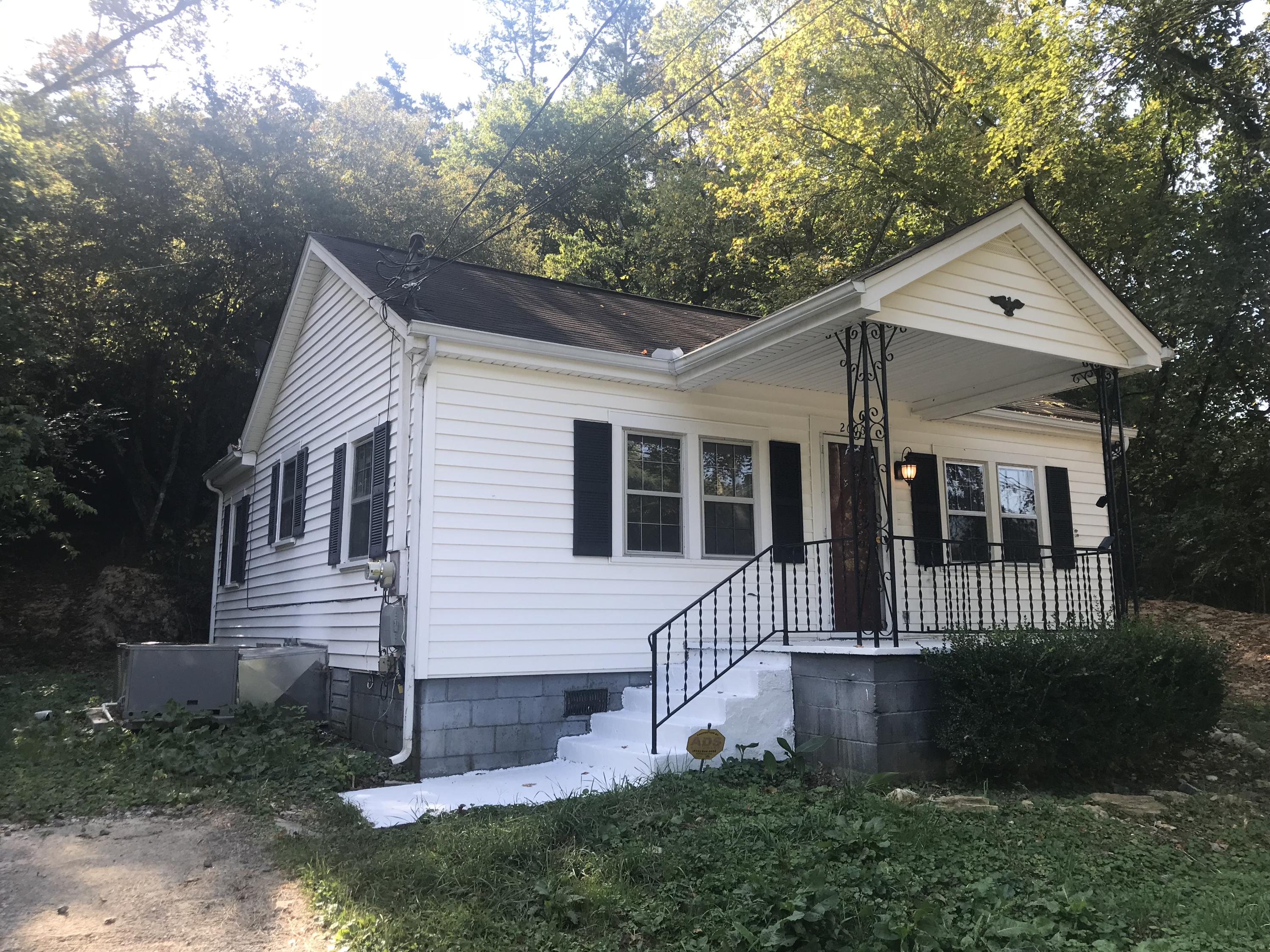 2606 Banks Road Chattanooga, TN 37421 - Photo 2 of 10 IMG_8301