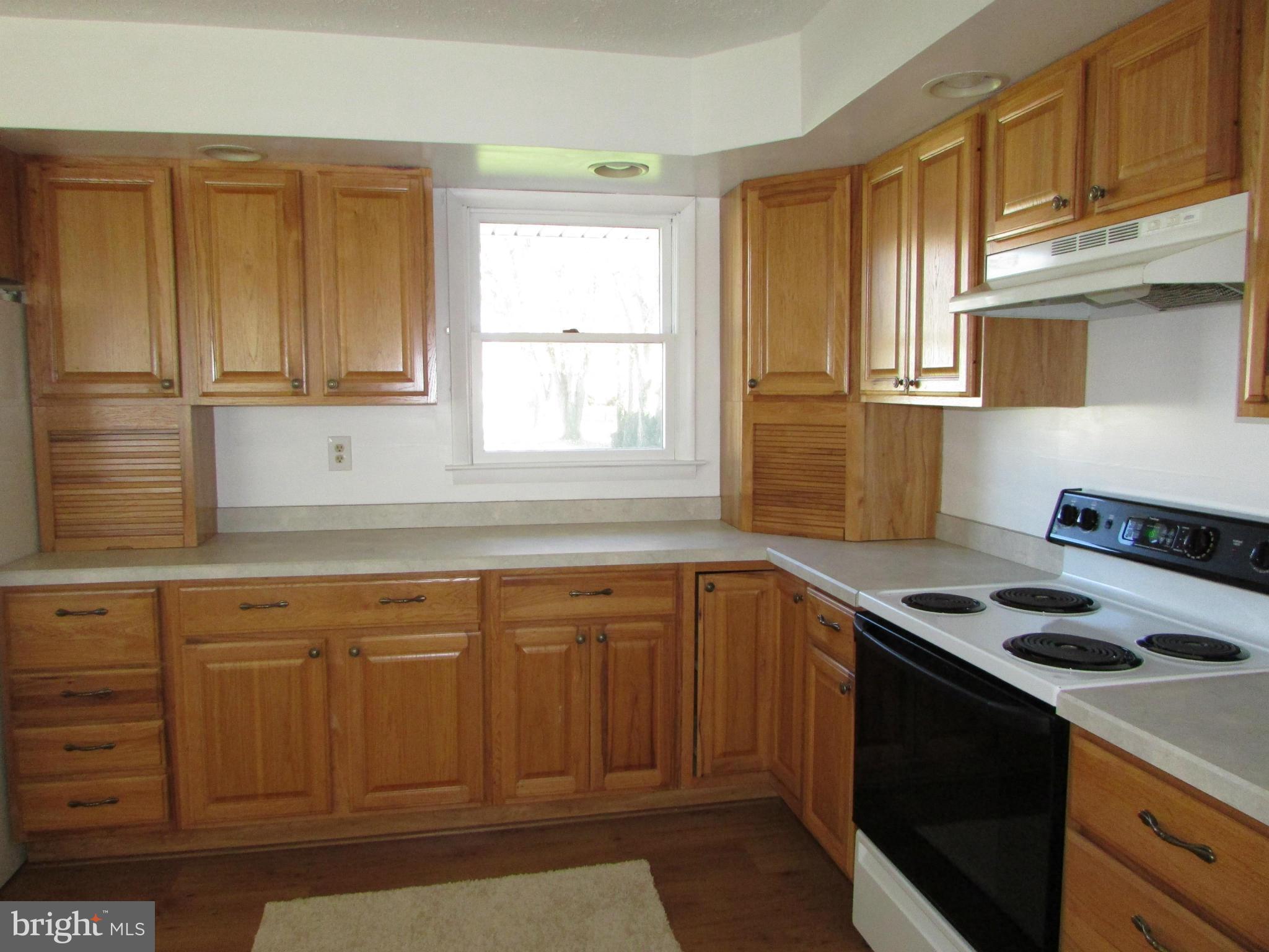 1817 St Marys Road Chester, MD 21619 - Photo 8 of 30 Kitchen