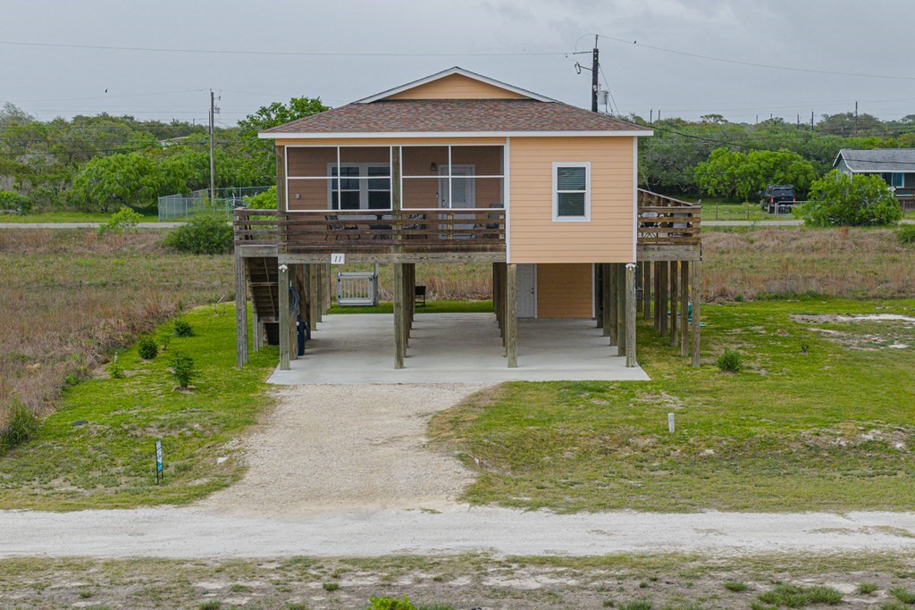 11 Bayview Loop Rockport, TX 78382 - Photo 5 of 40