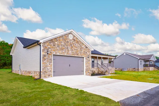 $330,000 | 94 Galloway Airport Road, Dunlap, TN 37327