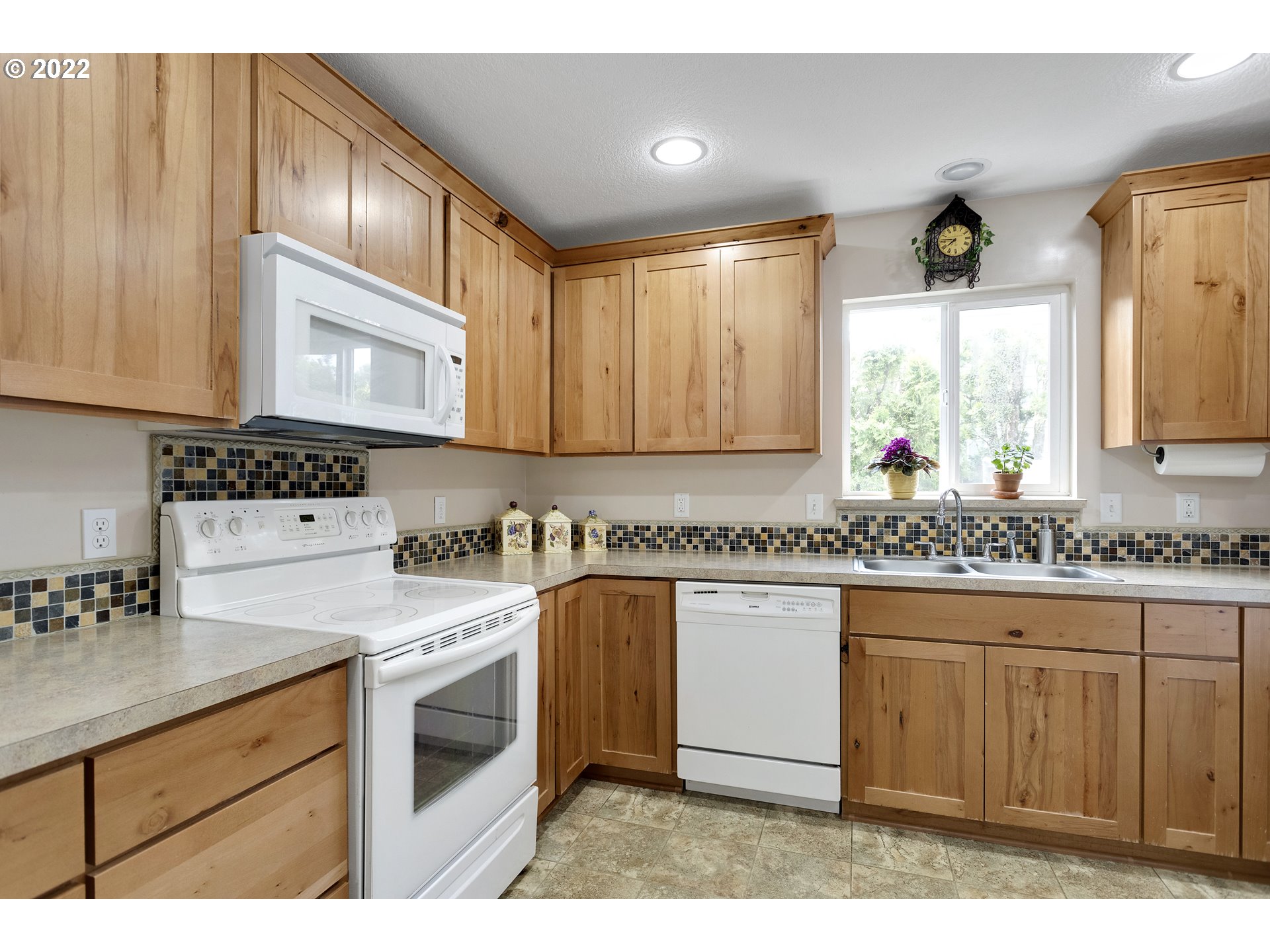 1116 Netzel Street Oregon City, OR 97045 - Photo 12 of 31 Gallery Image 12