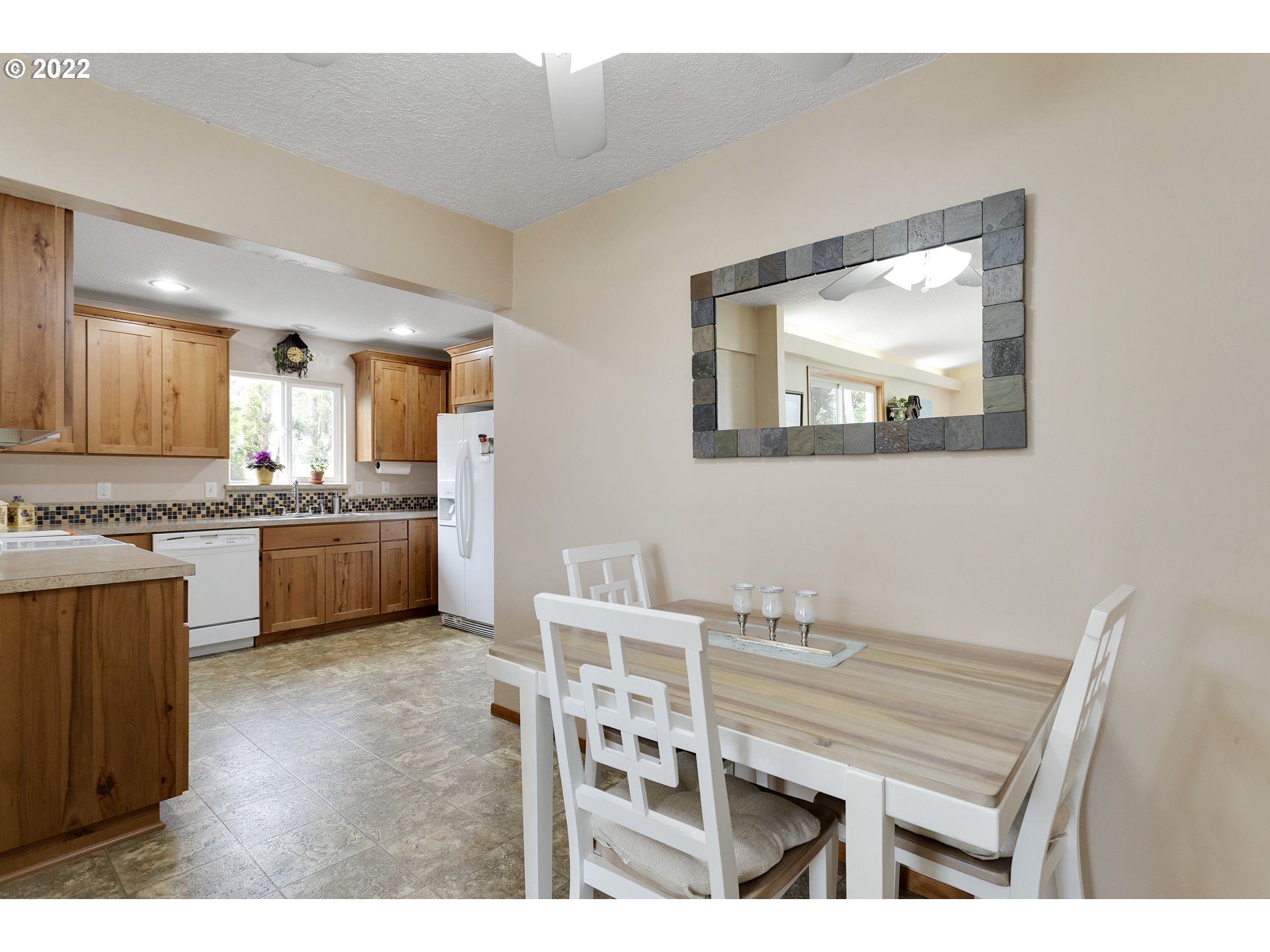1116 Netzel Street Oregon City, OR 97045 - Photo 10 of 31 Gallery Image 10