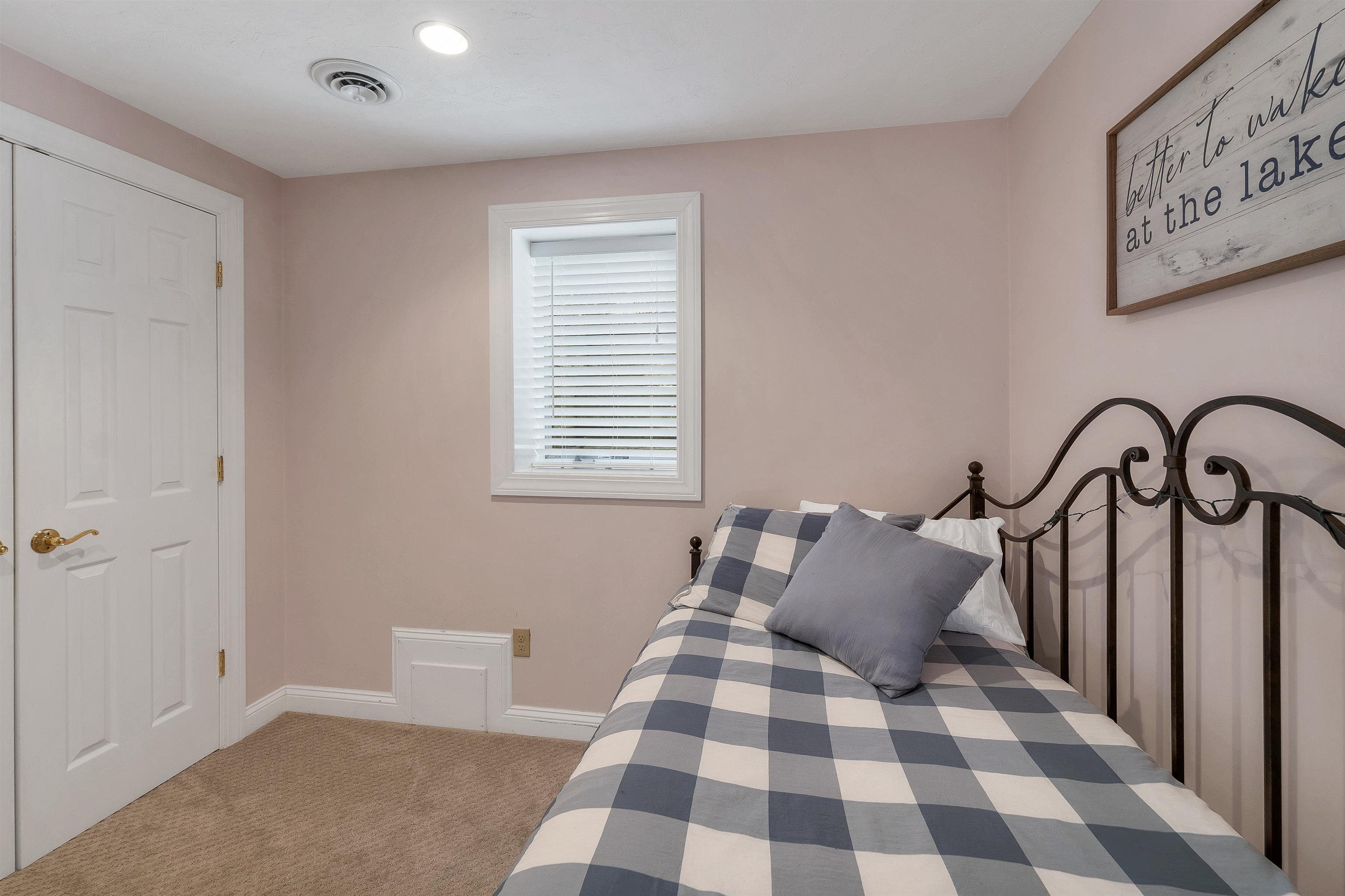127 Jefferson Road Belmont, NH 03220 - Photo 34 of 58
