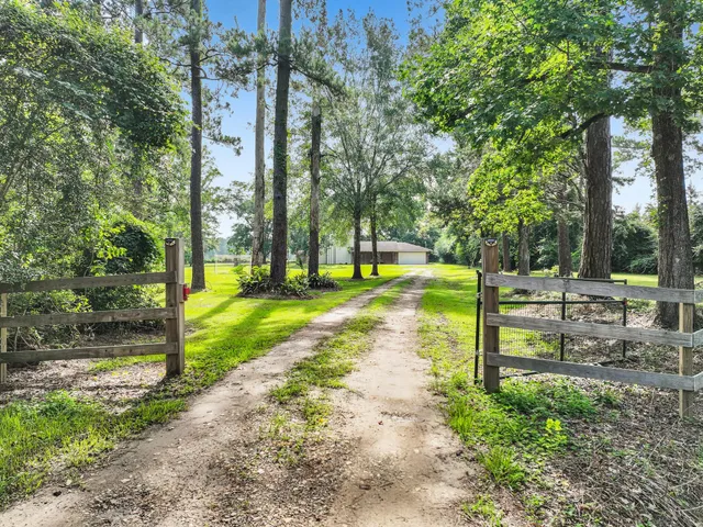 $365,000 | 9378 Cocklebur Loop, Silsbee, TX 77656