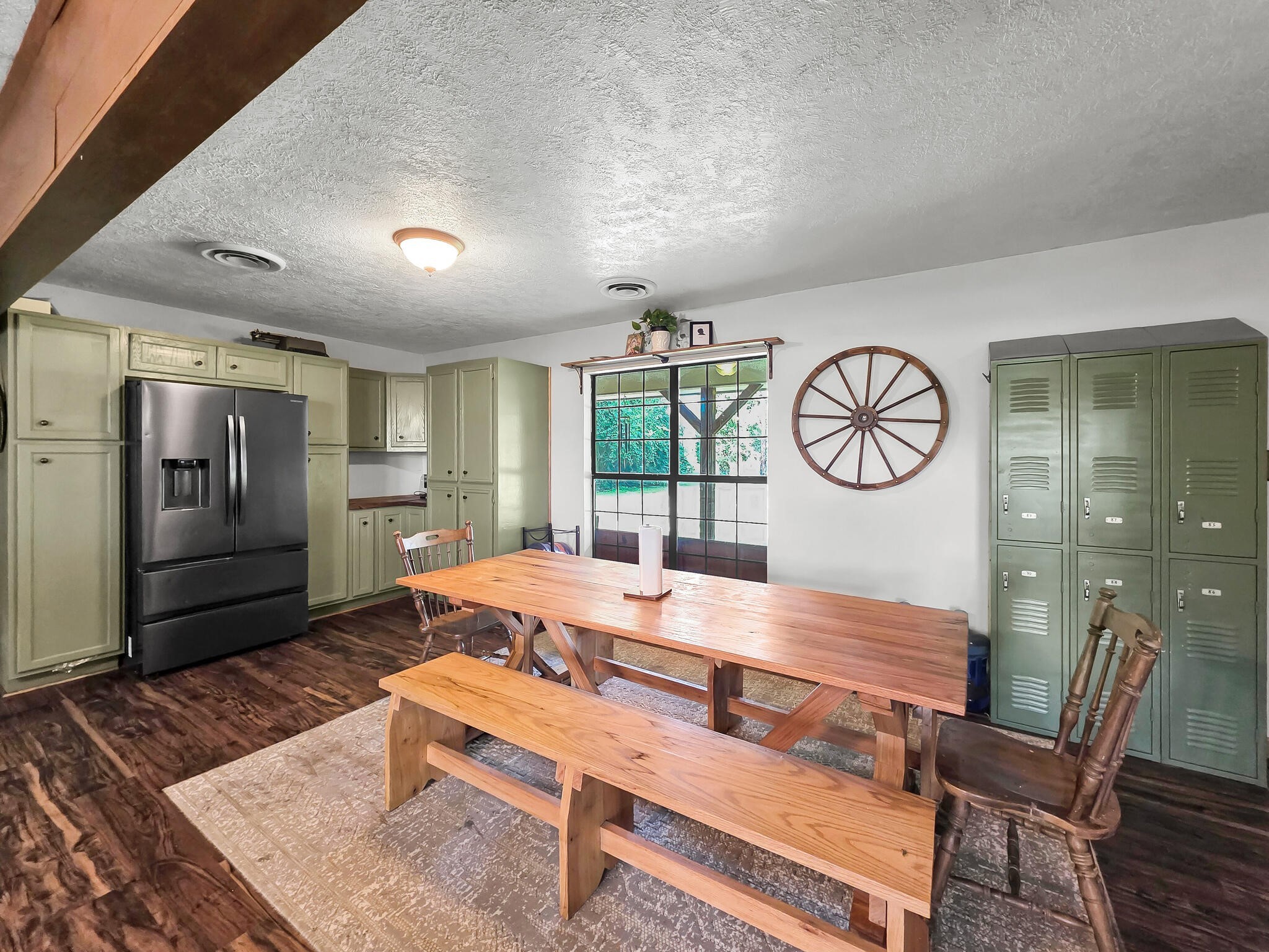 9378 Cocklebur Loop Silsbee, TX 77656 - Photo 17 of 40