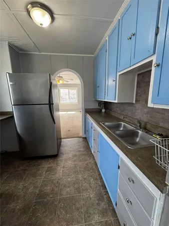 a big room with windows and closet