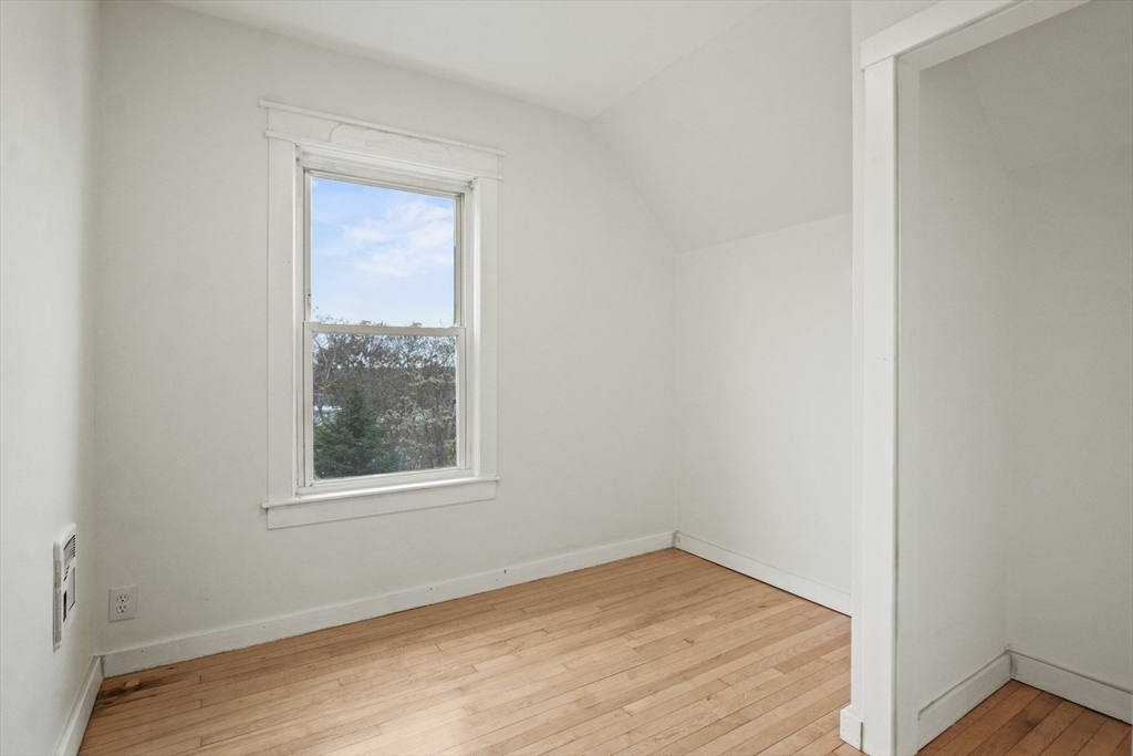 69 Hawthorne Street Lynn, MA 01902 - Photo 24 of 40