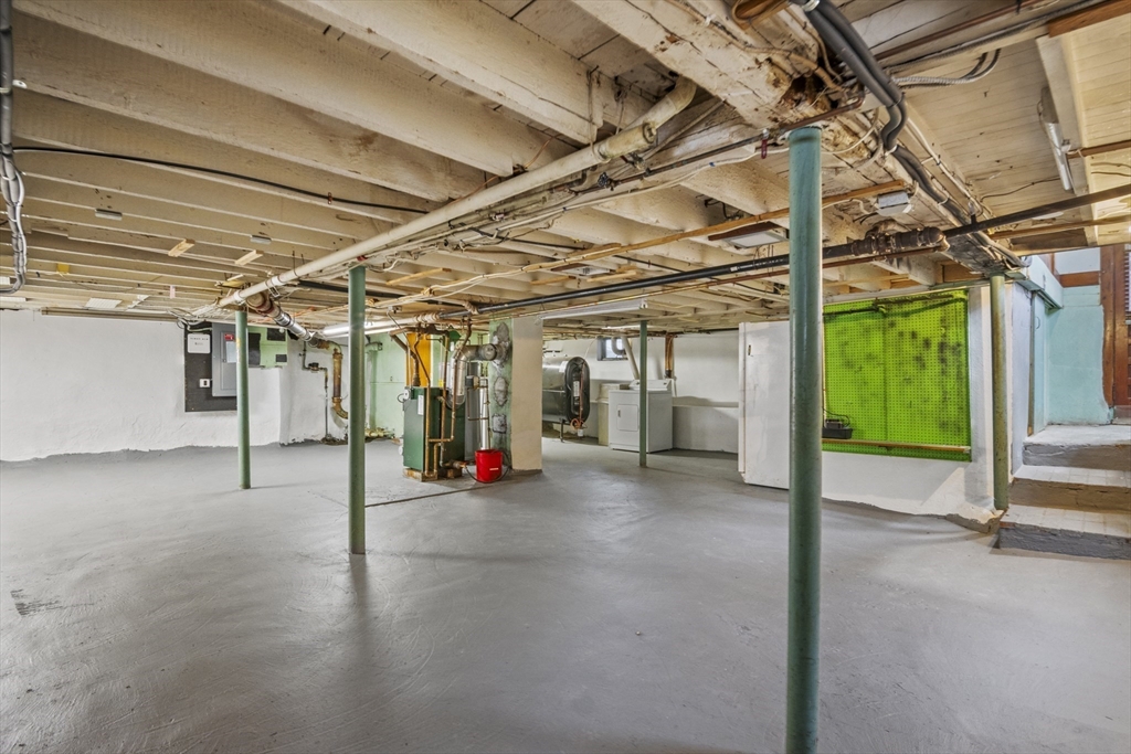 69 Hawthorne Street Lynn, MA 01902 - Photo 33 of 40