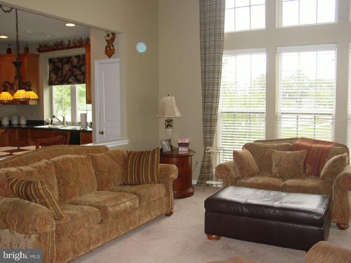 99 Shipps Way Delanco, NJ 08075 - Photo 8 of 18 Great Room