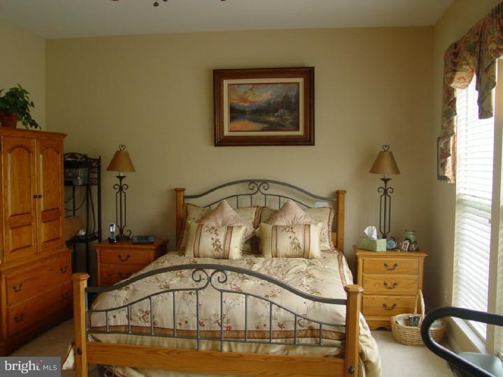 99 Shipps Way Delanco, NJ 08075 - Photo 10 of 18 Master Bedroom