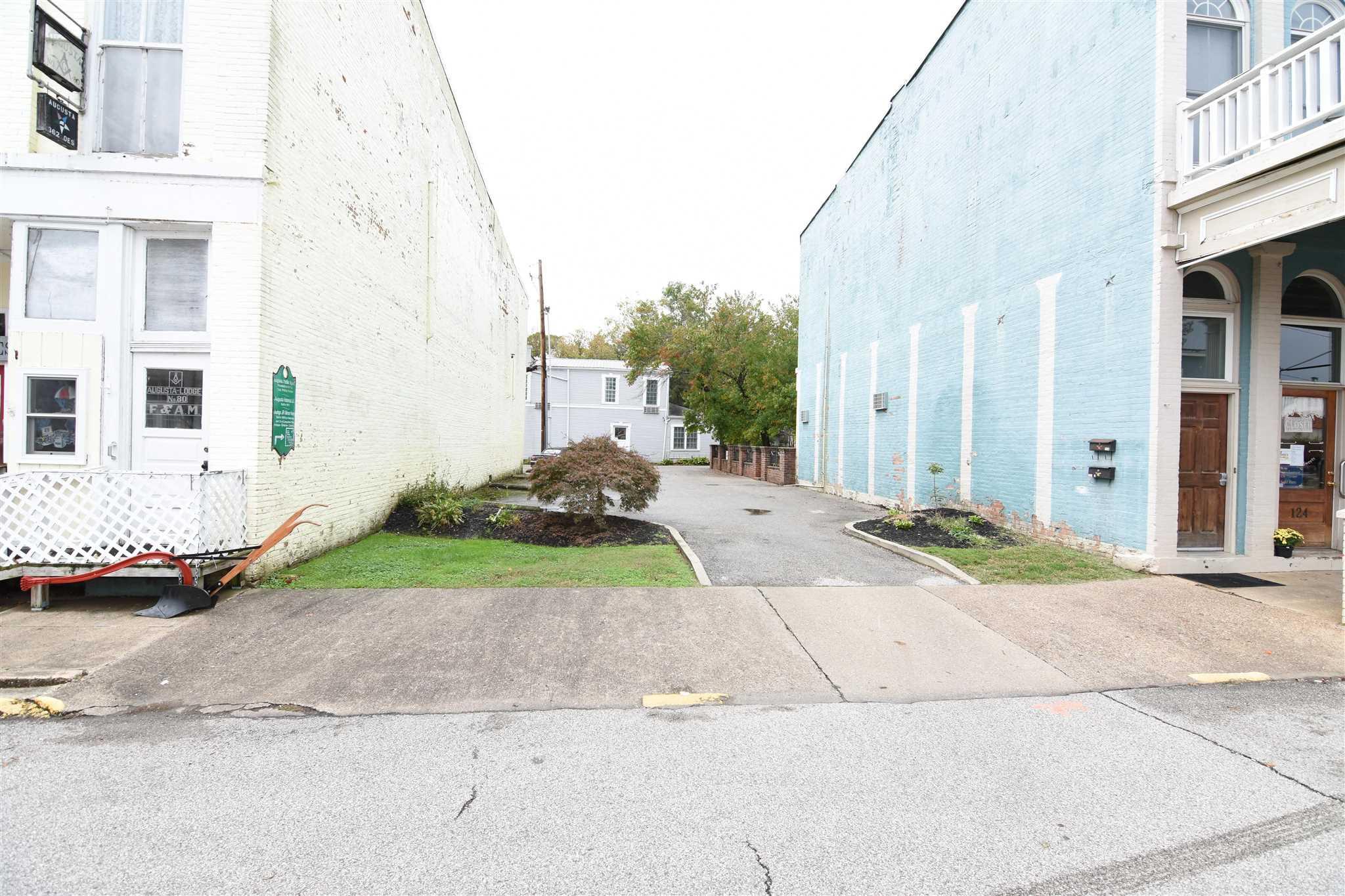 124 Main Street Augusta, KY 41002 - Photo 8 of 12 Gallery Image 8