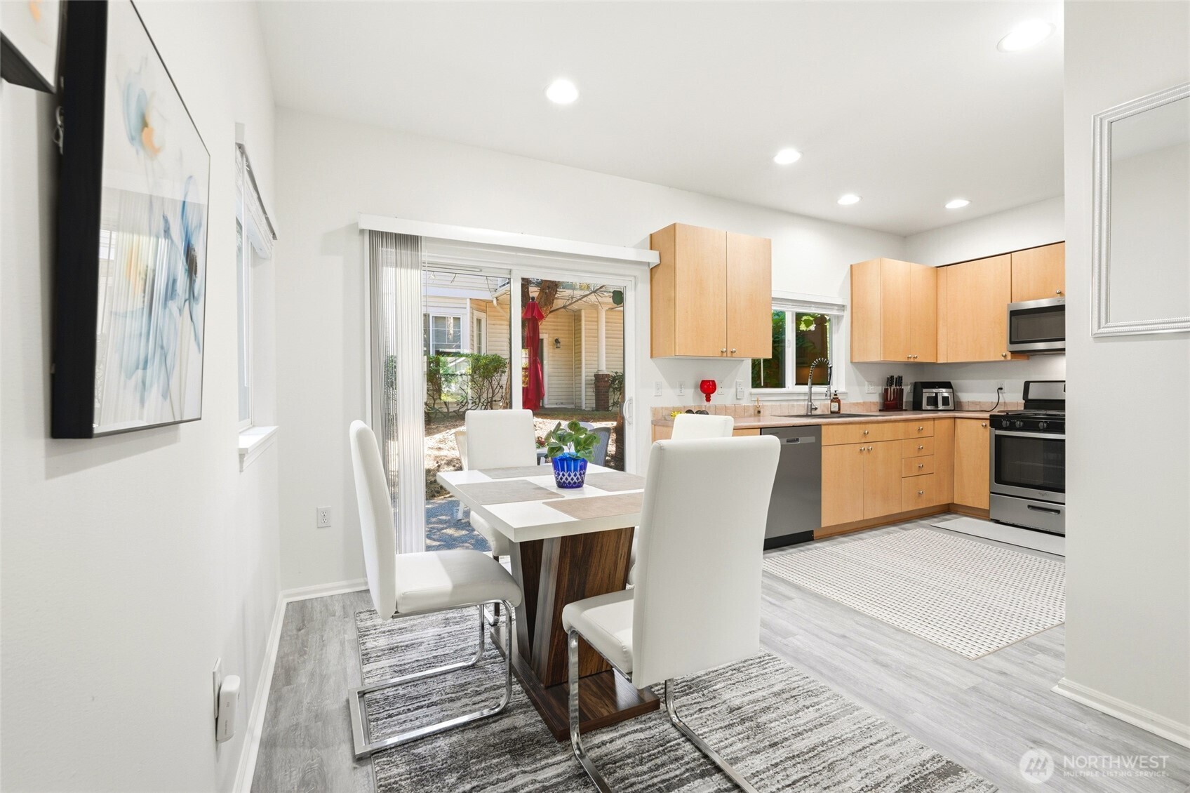 4740 Lake Place South, Unit A Renton, WA 98055 - Photo 13 of 24