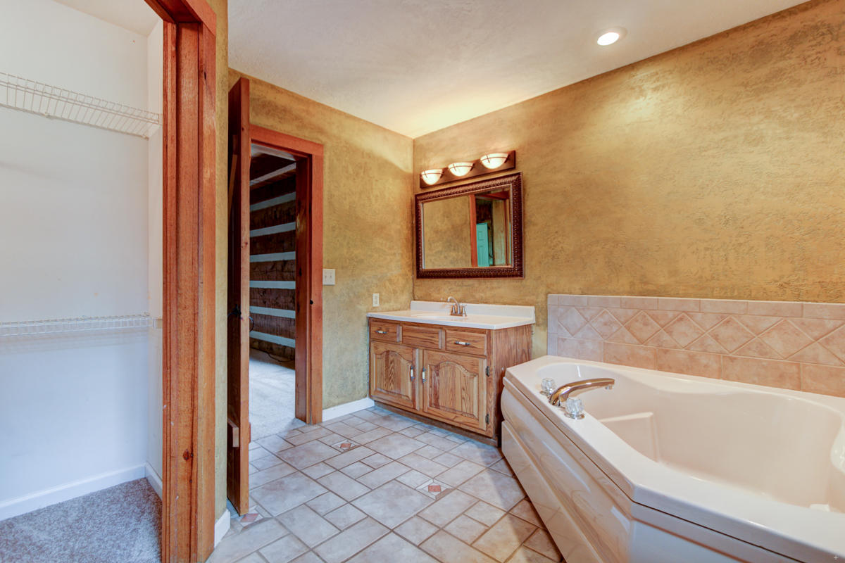 8820 Pedigo Road Powell, TN 37849 - Photo 14 of 40 + Perceptions (15)