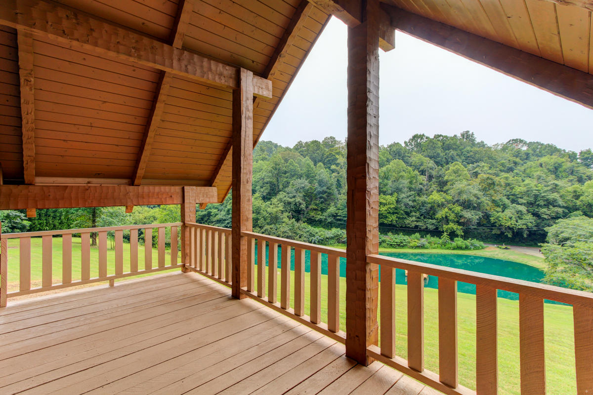 8820 Pedigo Road Powell, TN 37849 - Photo 17 of 40 + Perceptions (18)
