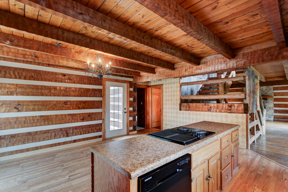 8820 Pedigo Road Powell, TN 37849 - Photo 9 of 40 + Perceptions (10)