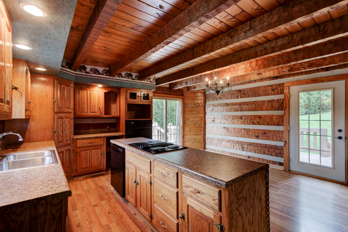 8820 Pedigo Road Powell, TN 37849 - Photo 10 of 40 + Perceptions (11)