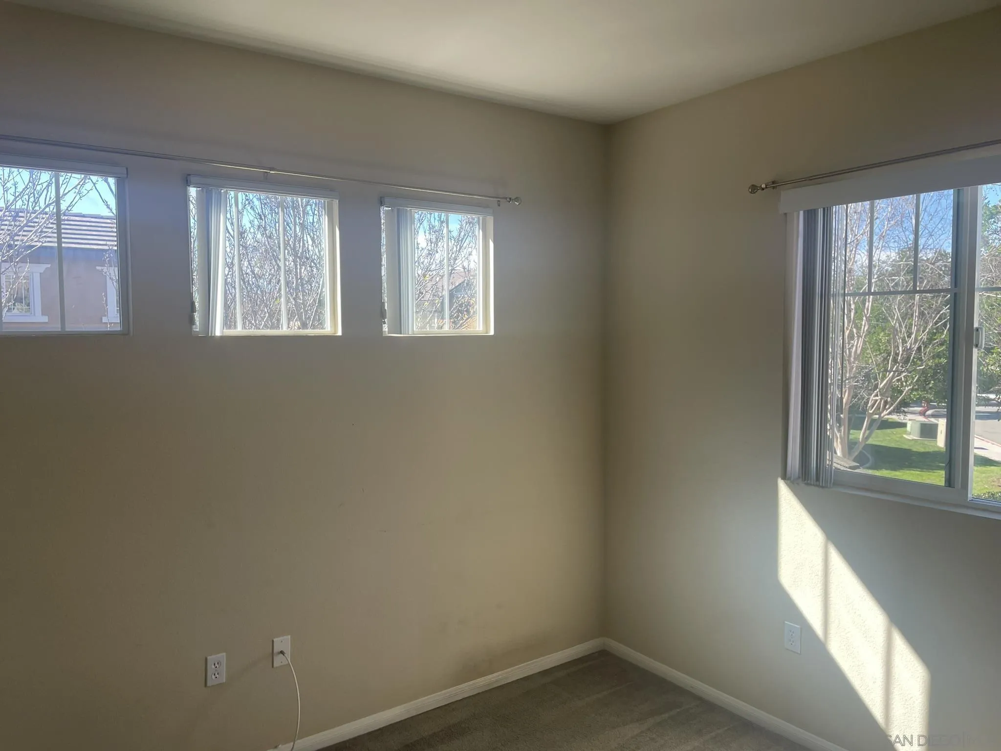 347 Borden Road San Marcos, CA 92069 - Photo 12 of 16 an empty room with windows