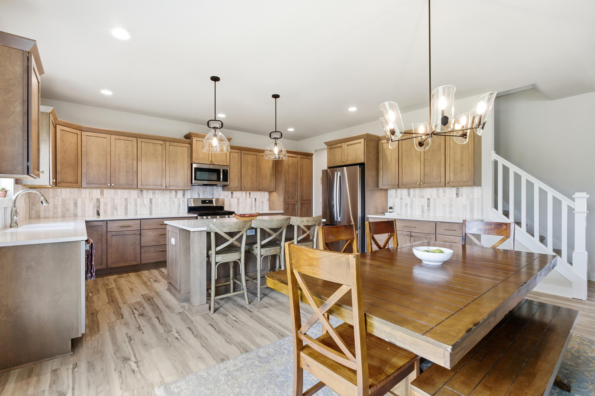 3725 Olde Howell Road Waukesha, WI 53188 - Photo 6 of 49 3725 Olde Howell Rd, Waukesha - HDR-11