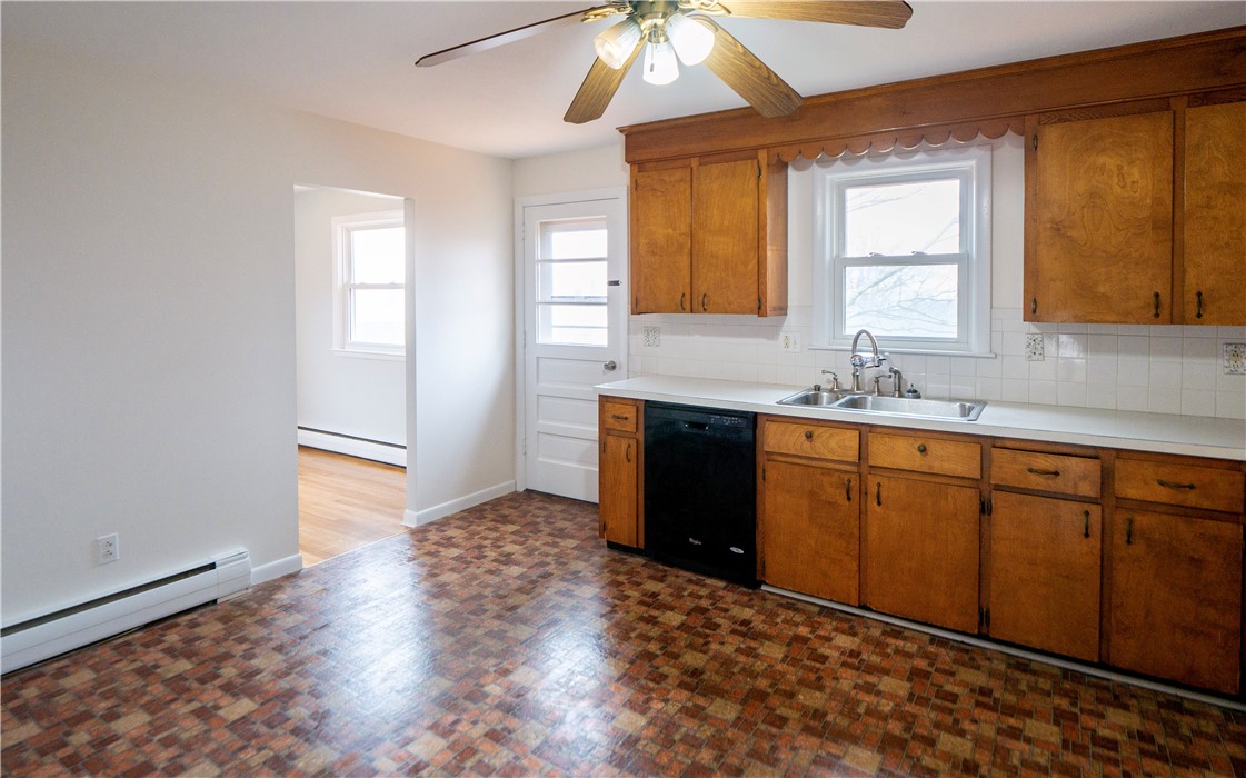 181 Valley Road Middletown, RI 02842 - Photo 11 of 43