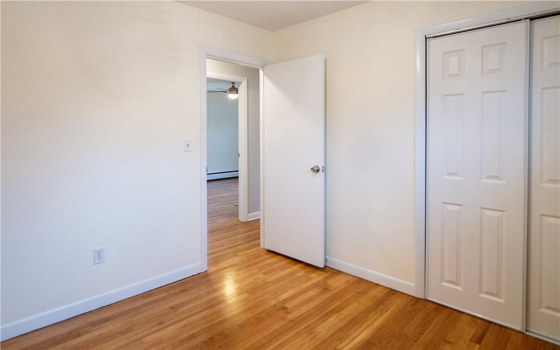 181 Valley Road Middletown, RI 02842 - Photo 14 of 43
