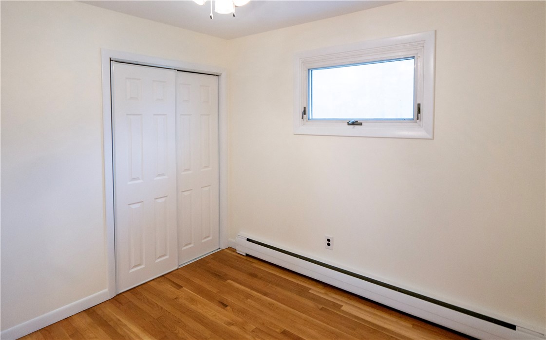 181 Valley Road Middletown, RI 02842 - Photo 15 of 43