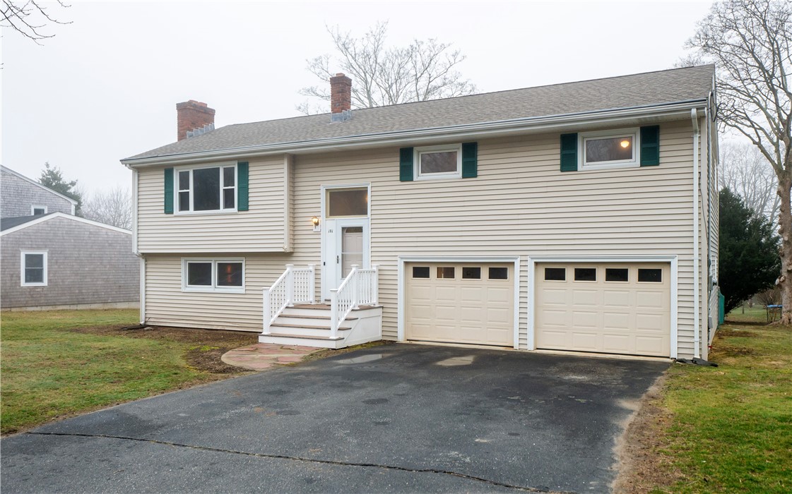 181 Valley Road Middletown, RI 02842 - Photo 2 of 43