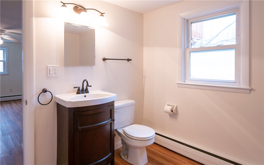 181 Valley Road Middletown, RI 02842 - Photo 32 of 43