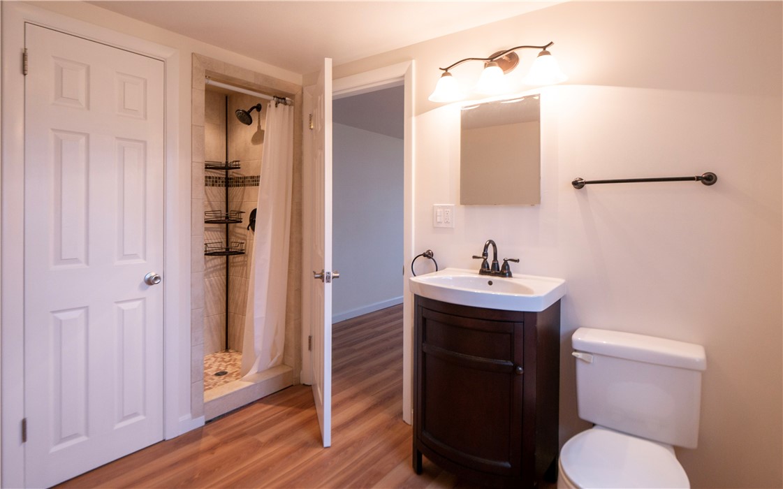 181 Valley Road Middletown, RI 02842 - Photo 33 of 43