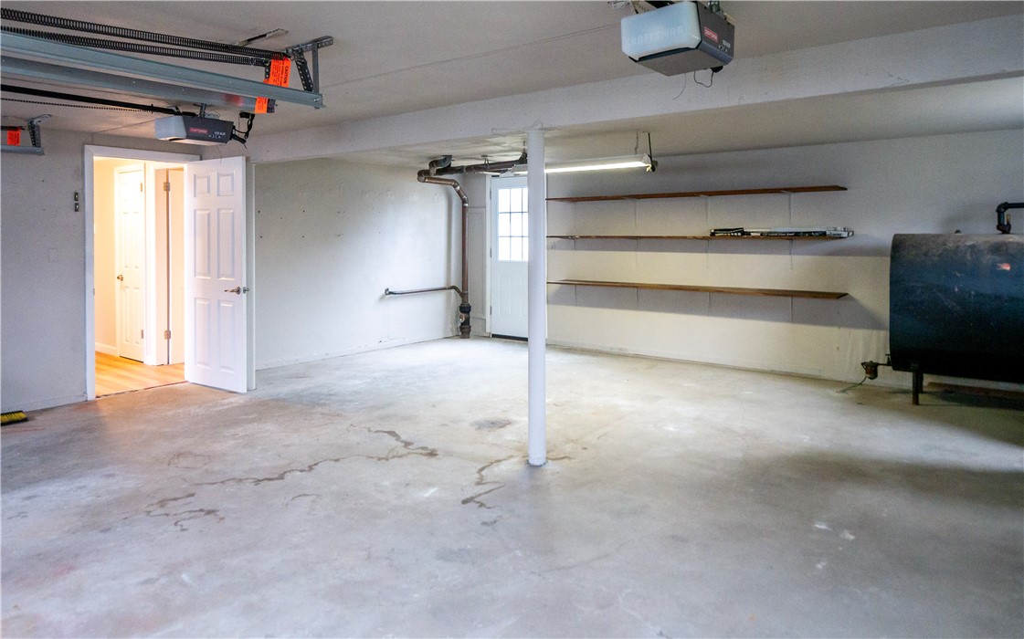 181 Valley Road Middletown, RI 02842 - Photo 35 of 43