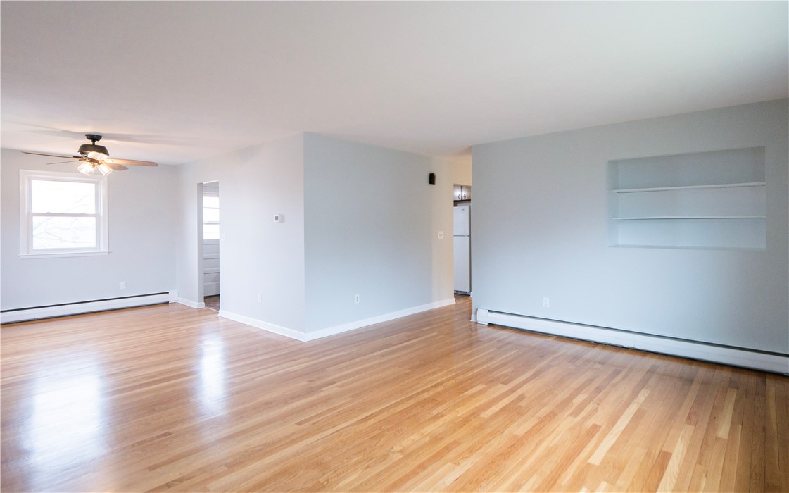 181 Valley Road Middletown, RI 02842 - Photo 6 of 43