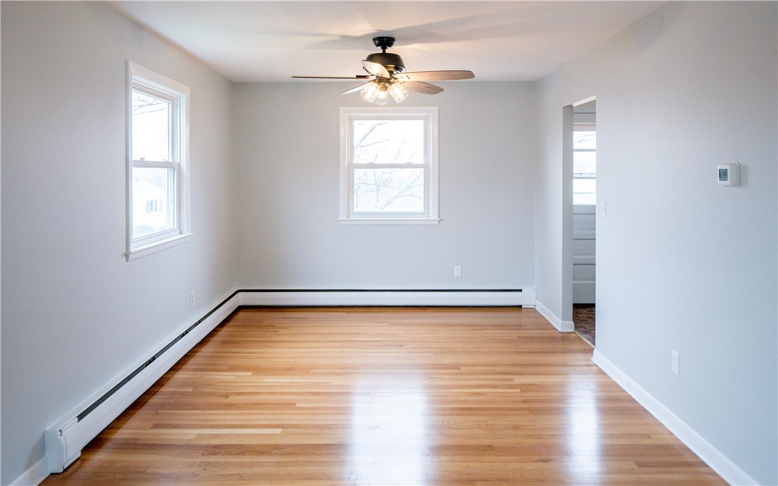 181 Valley Road Middletown, RI 02842 - Photo 9 of 43