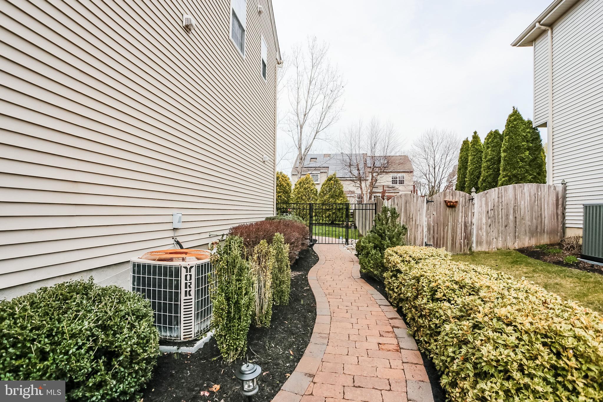 28 Normandy Road Marlton, NJ 08053 - Photo 27 of 35 Beautiful walkway and professional landscaping