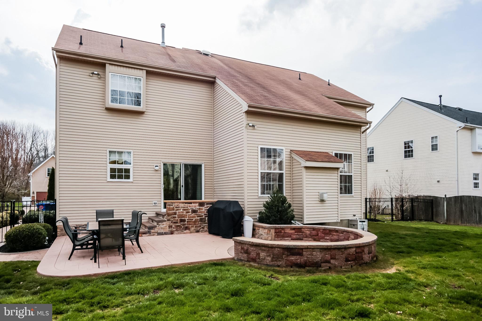 28 Normandy Road Marlton, NJ 08053 - Photo 28 of 35 Circular stone paver conversation area....