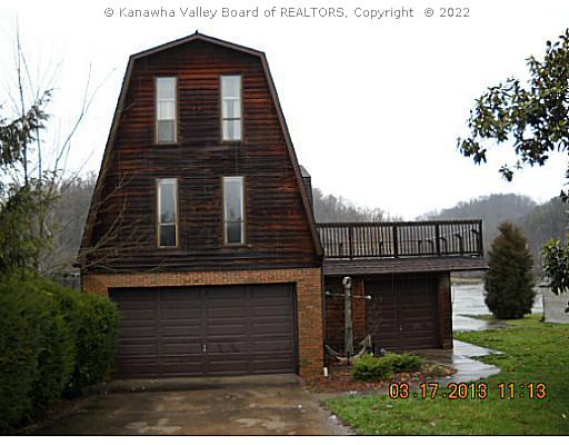 19 2nd Street Winfield, WV 25213 - Photo 1 of 16 Exterior Front.