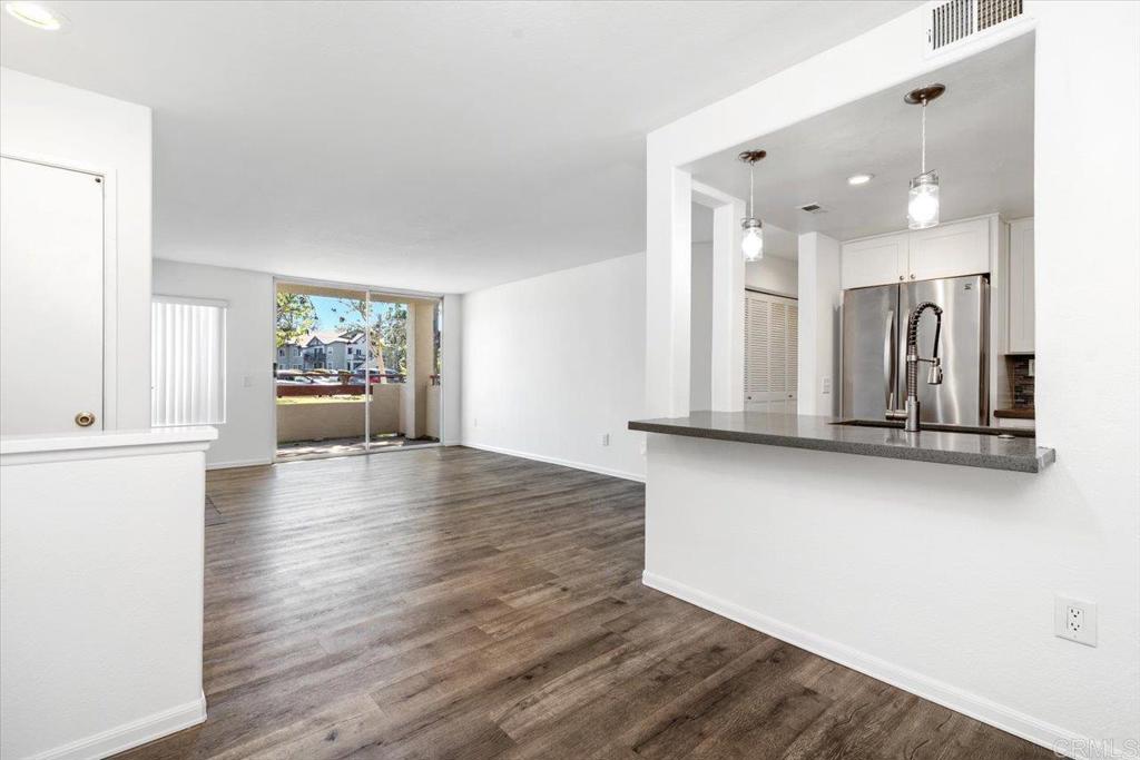415 Ribbon Beach Way, Unit 251 Oceanside, CA 92058 - Photo 10 of 26 Gallery Image 10